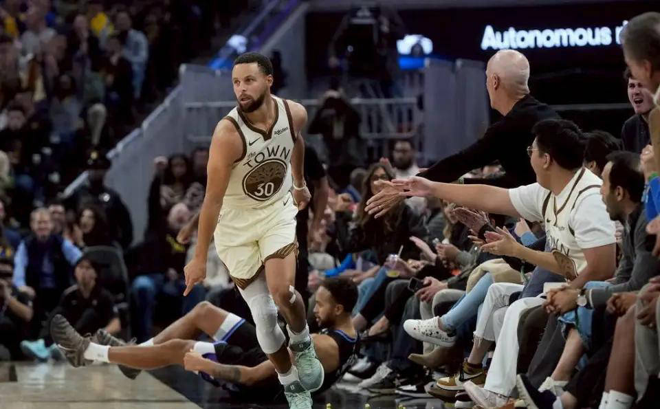 迎战爵士背后致敬故事首次披露凯发K8库里